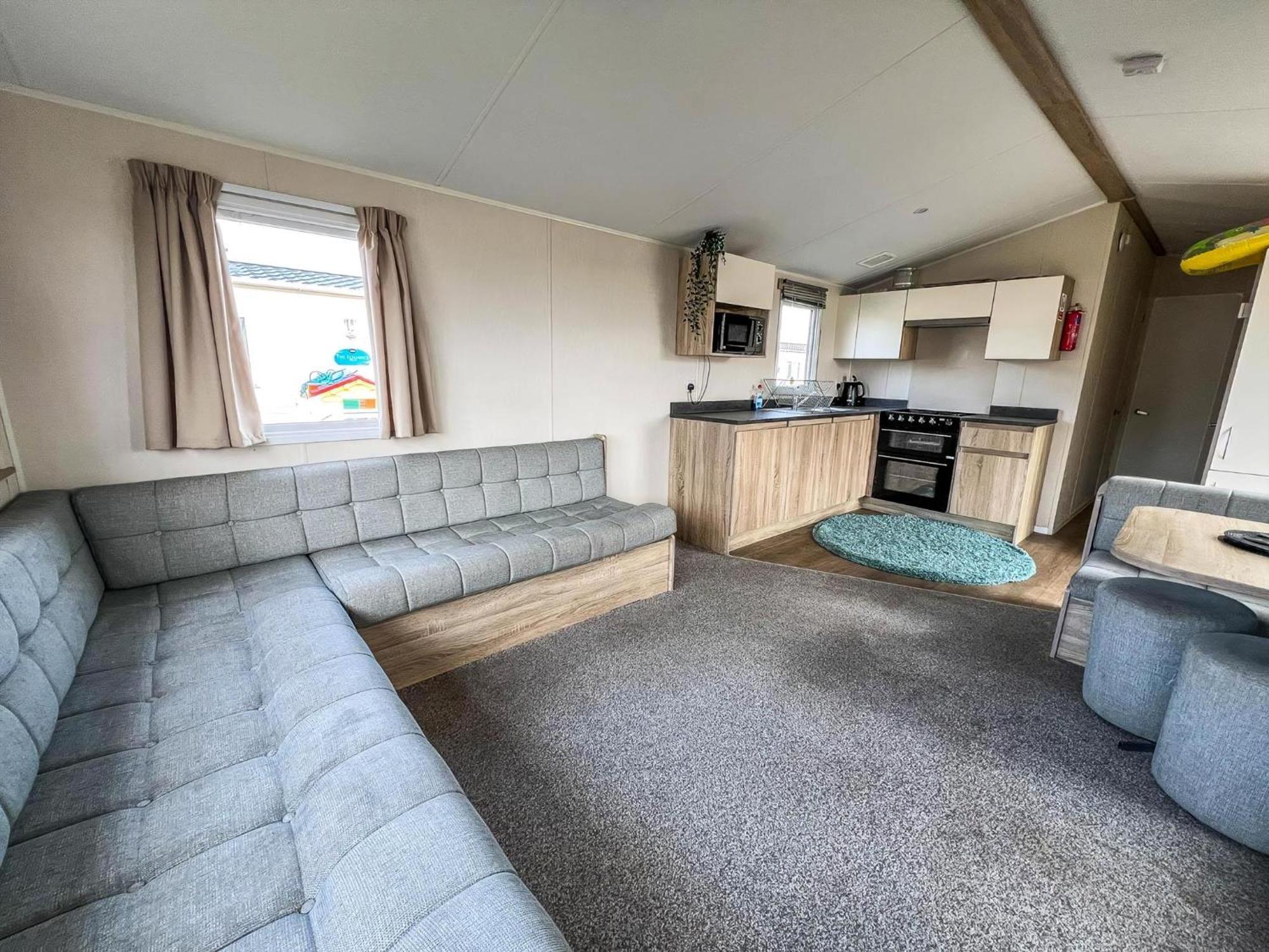 Modern 6 Berth Caravan With Wifi At St Osyth Beach In Essex Ref 28051Fv Clacton-on-Sea Kültér fotó